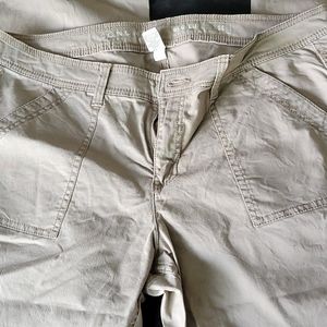 EUC. Like new. Sonoma Women's bootcut pants.